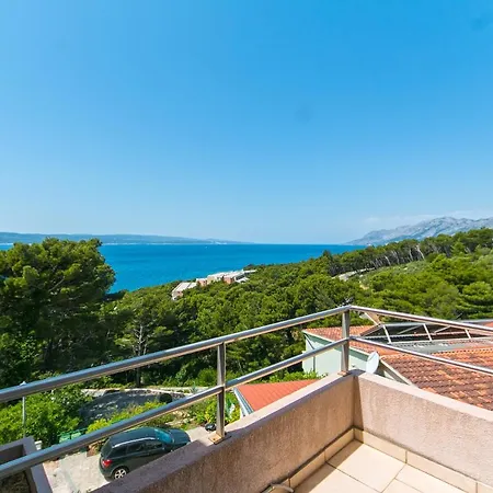 Apartment With A Parking Space Brela, Makarska - 16596 *
