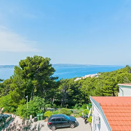 Apartment With A Parking Space Brela, Makarska - 16596