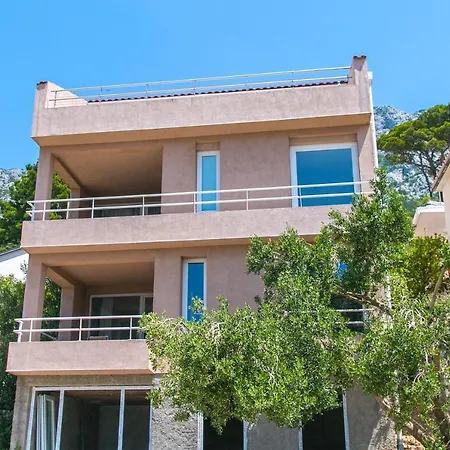 With A Parking Space Brela, Makarska - 16596 Apartment