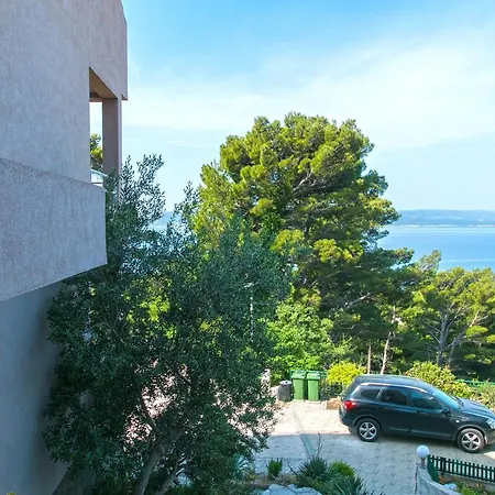 Apartman With Parking Space Brela, Makarska - 16596 Brela